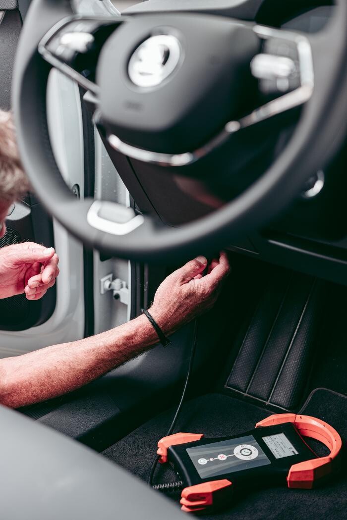 Bilder Radeck & Albert GmbH & Co.KG Kfz-Prüfstelle