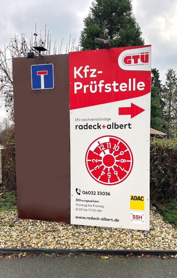 Bilder Radeck & Albert GmbH & Co.KG Kfz-Prüfstelle