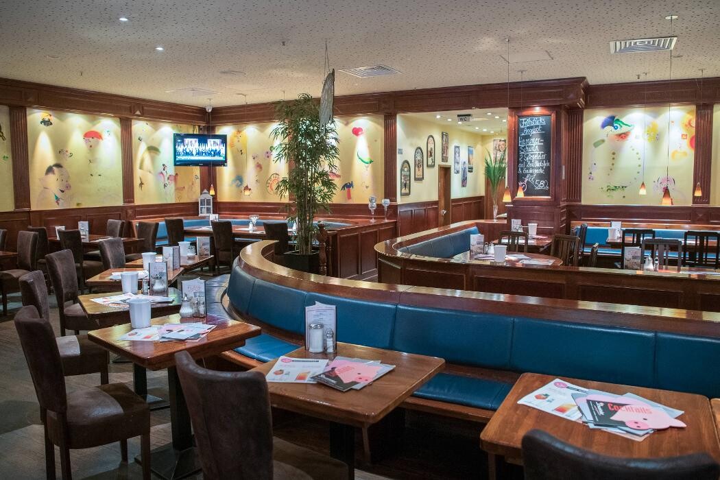 Bilder Schweinske Restaurant in Hamburg Billstedt - Schnitzel, Burger & Frühstück