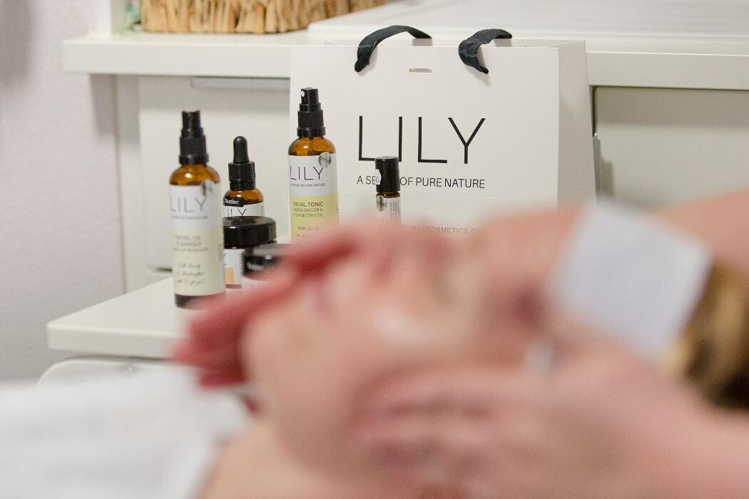 Bilder Haare in Form und Farbe GmbH