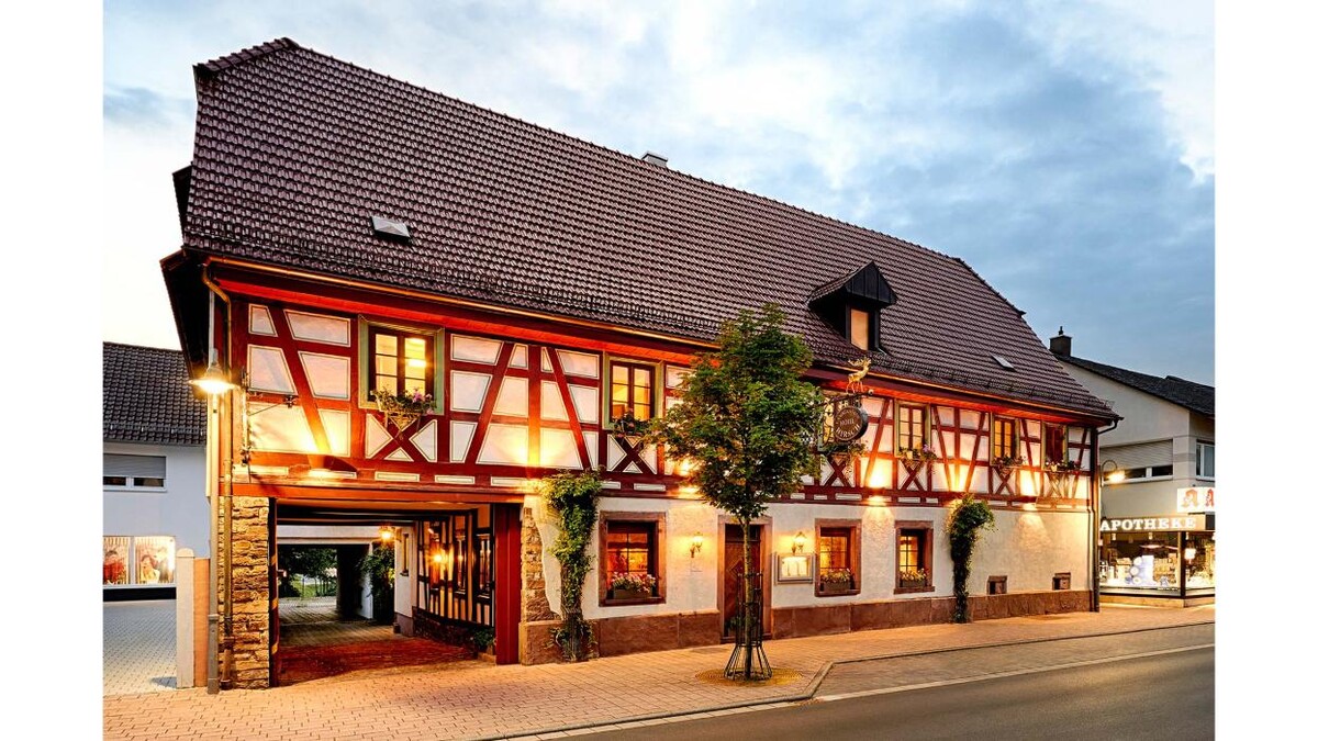 Bilder Landgasthof Hirsch-Wilferdingen GmbH