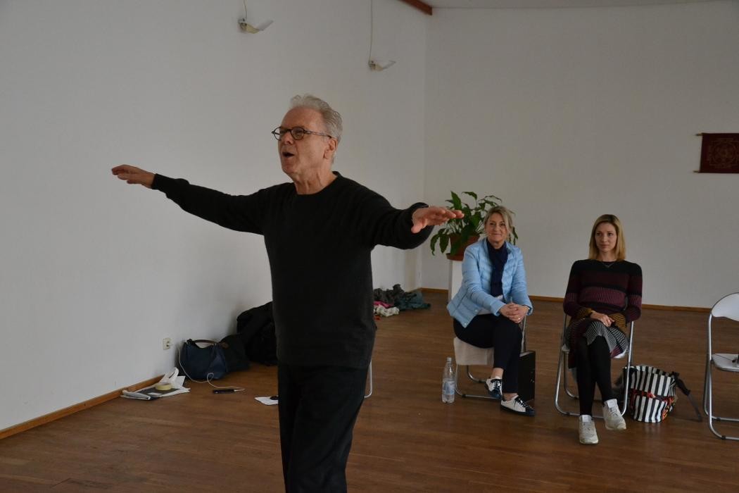 Bilder TRAYER-STUDIO - Präsentationscoaching, Coaching für Führungskräfte, Präsenz-Training, Schauspielcoaching