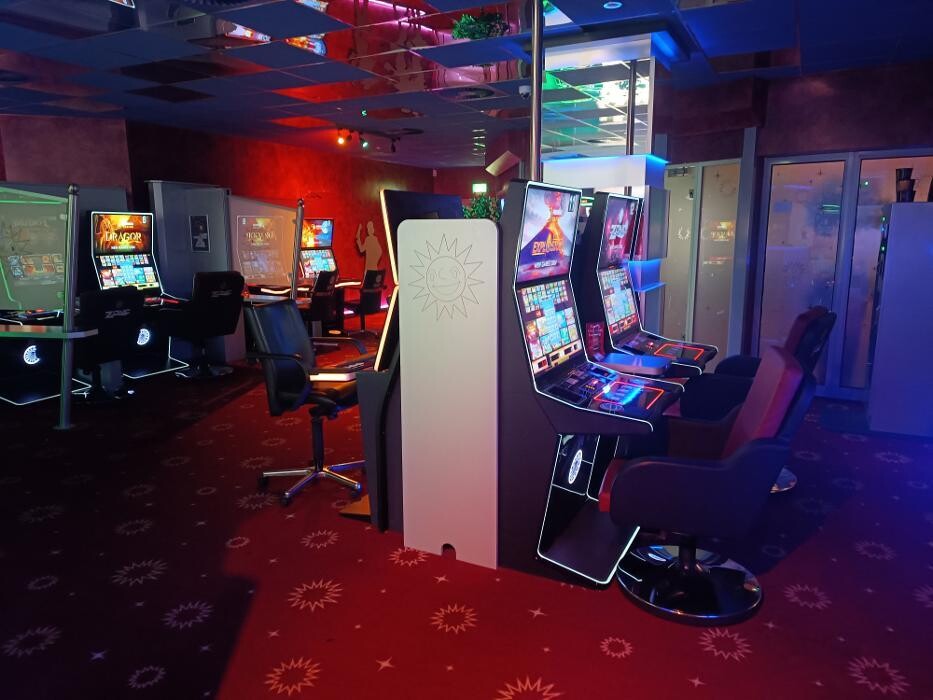 Bilder MERKUR SPIELHALLE Neufahrn