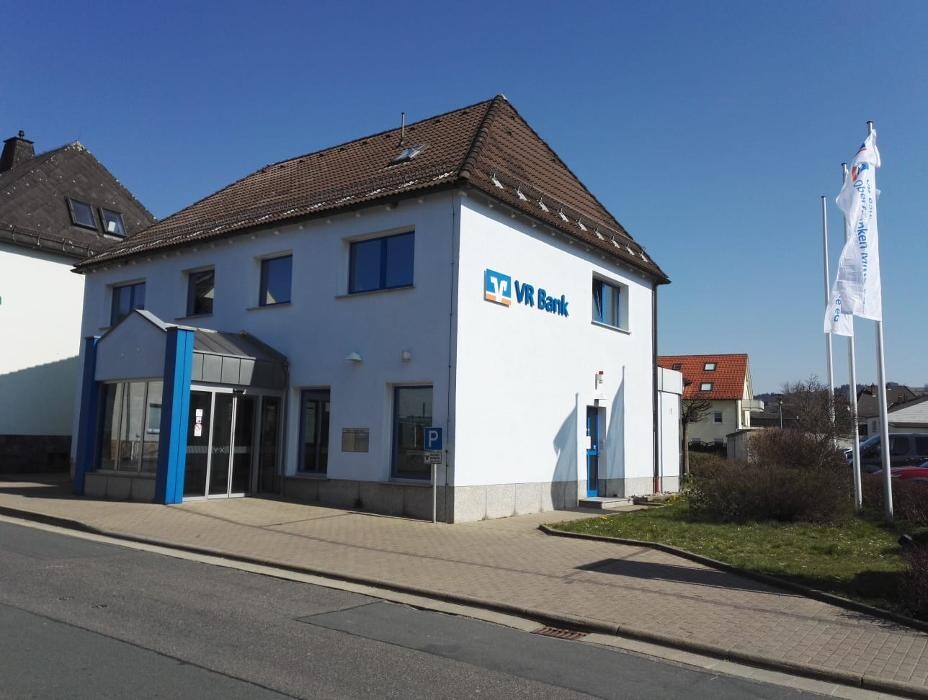 Bilder VR Bank Oberfranken Mitte eG Geschäftsstelle Pressig