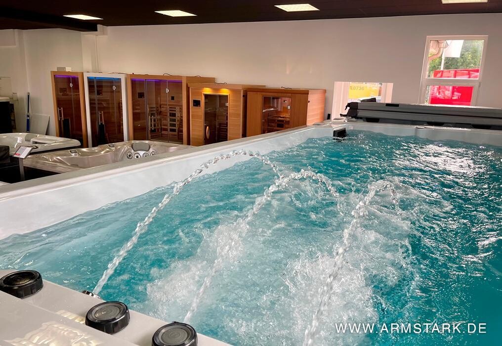 Bilder ARMSTARK Whirlpools, Swim Spas, Saunen & Infrarotkabinen