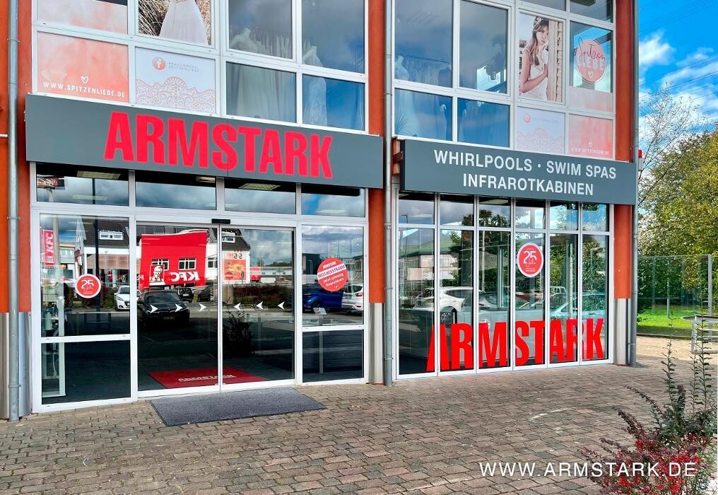 Bilder ARMSTARK Whirlpools, Swim Spas, Saunen & Infrarotkabinen