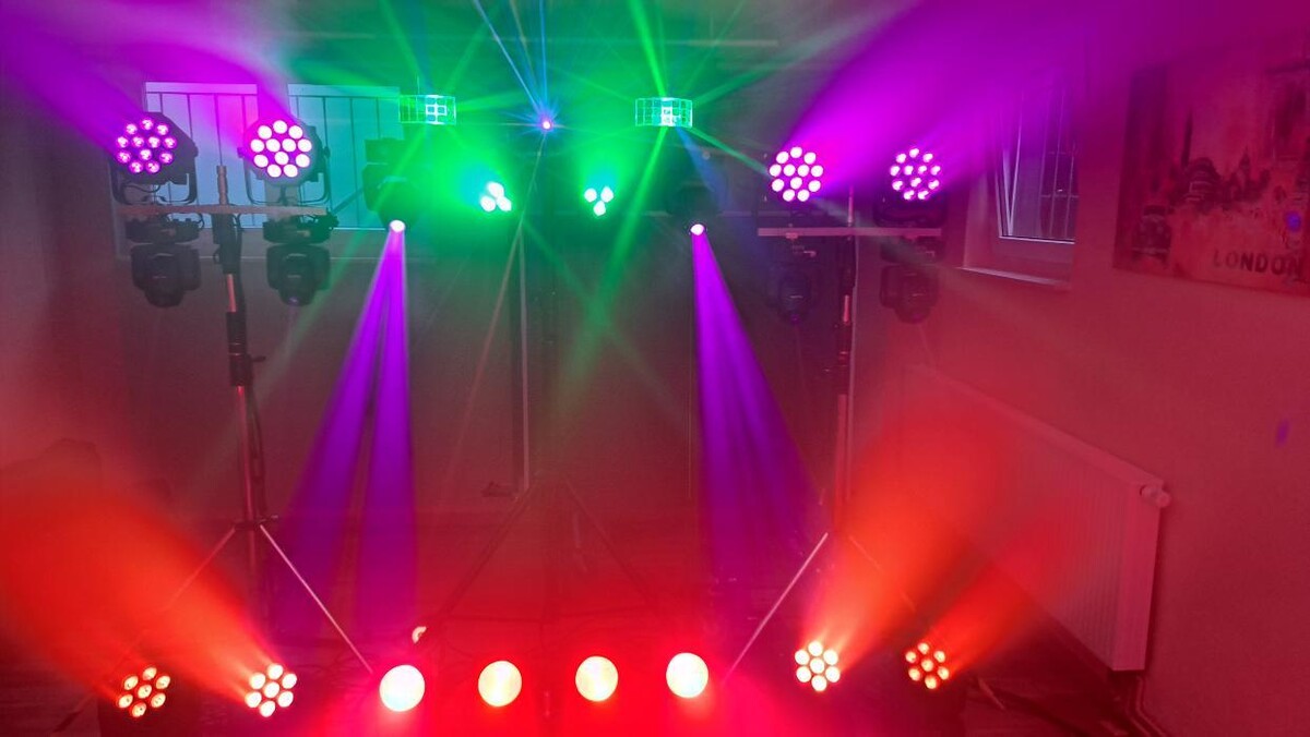 Bilder DJ-804 - Musik & Moderation
