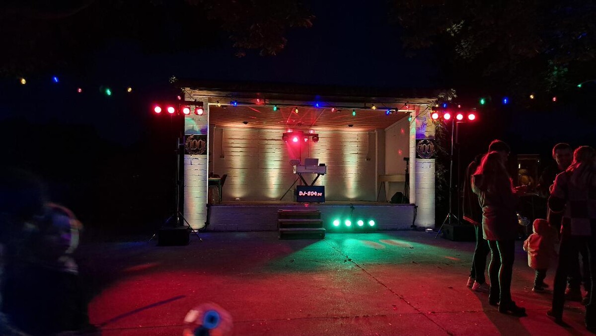 Bilder DJ-804 - Musik & Moderation