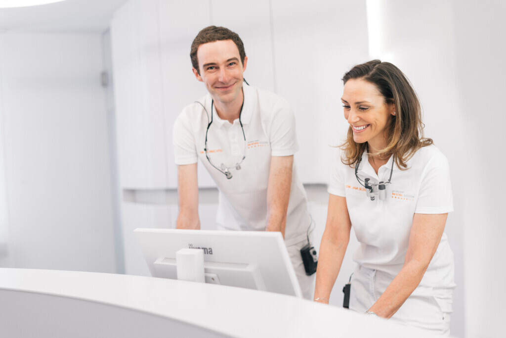 Bilder Zahnarztpraxis Dr. med. dent. Ina Scholl Zahnärztin