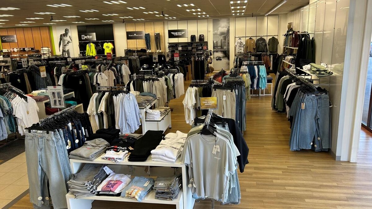 Bilder AWG Mode Center Neckartenzlingen