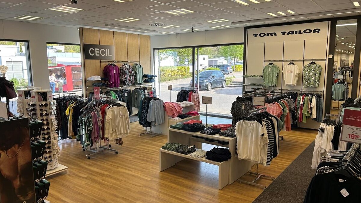 Bilder AWG Mode Center Neckartenzlingen
