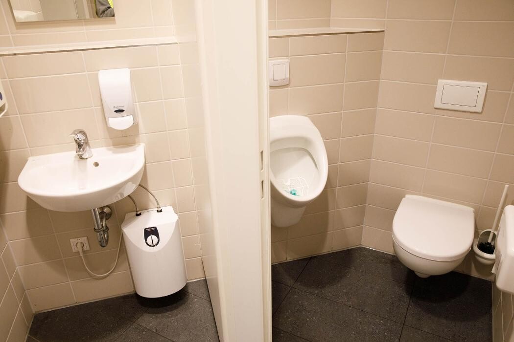 Bilder Shell Recharge Charging Station