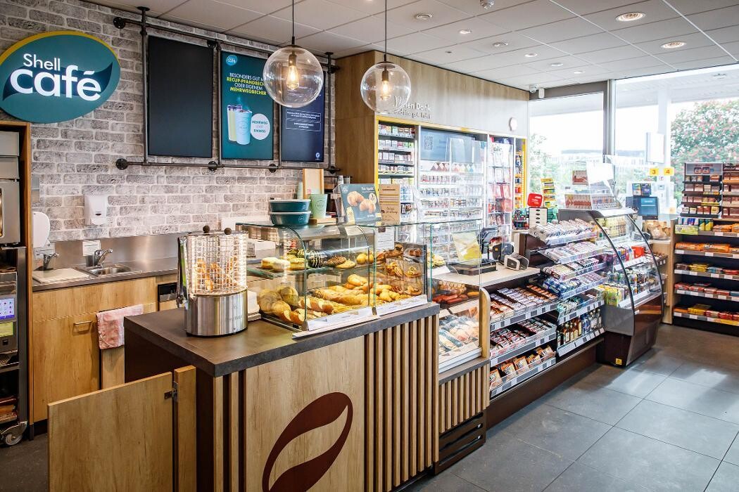 Bilder Shell Recharge Charging Station