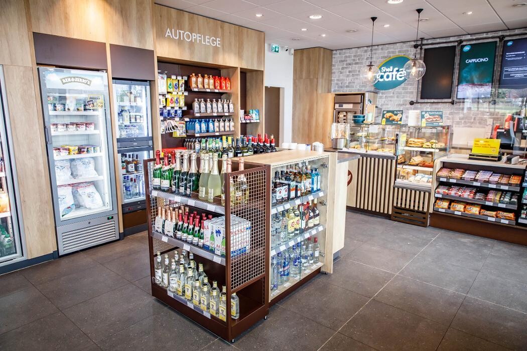 Bilder Shell Recharge Charging Station