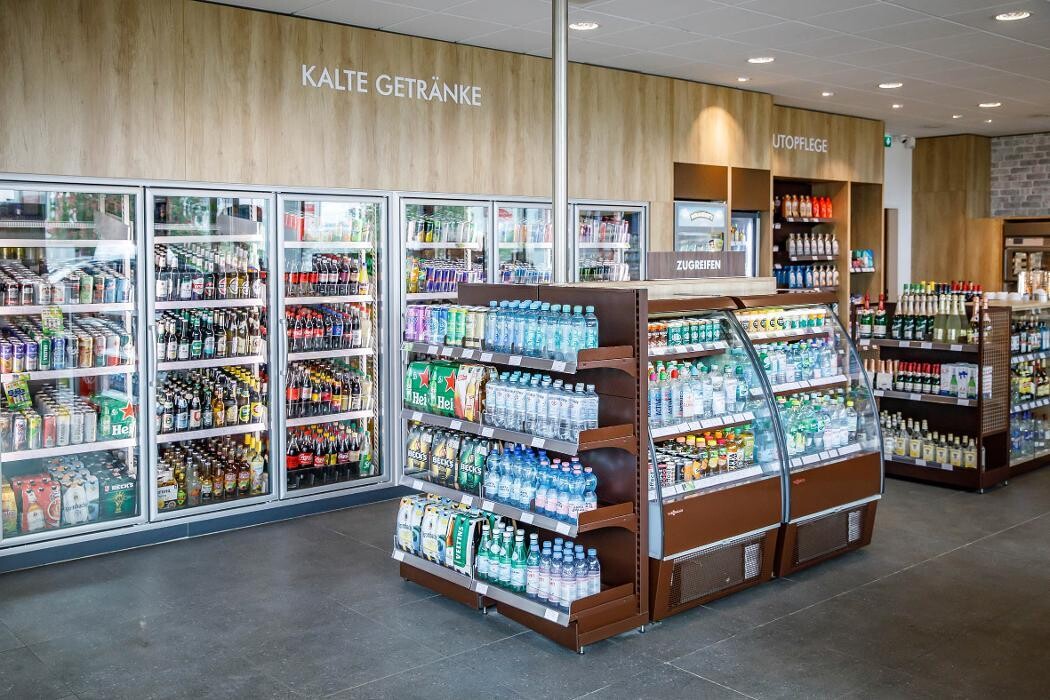 Bilder Shell Recharge Charging Station