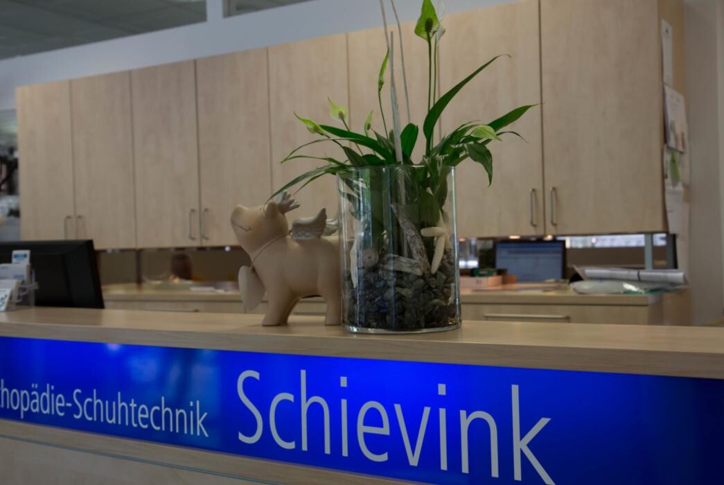 Bilder Schievink Orthopädie - Schuhtechnik - Sanitätshaus