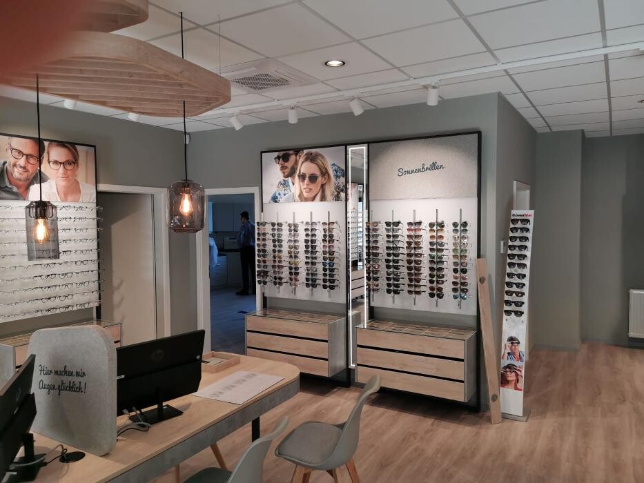 Bilder Hallmann Optik und Akustik