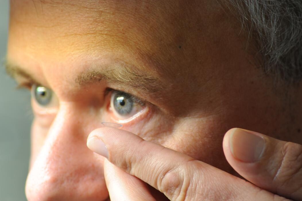 Bilder Optiker Junge