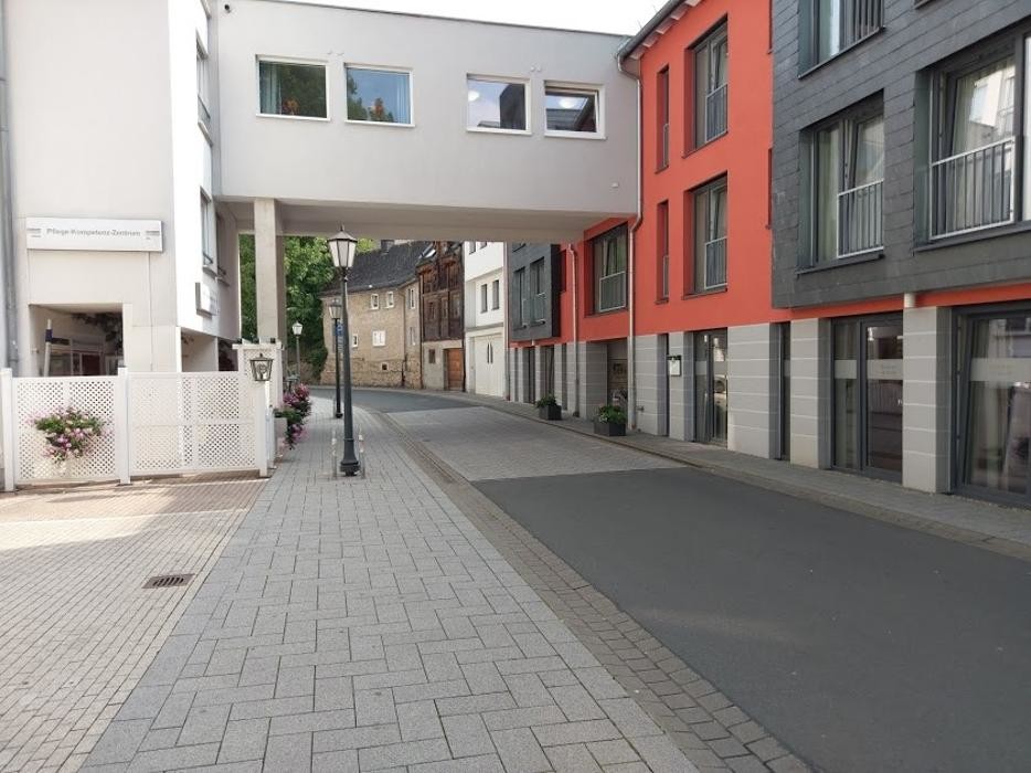 Bilder PKZ Pflege-Kompetenz-Zentrum AG