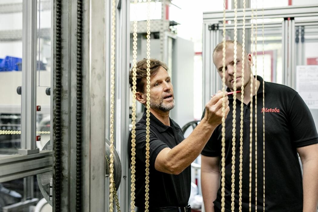 Bilder Metoba Metalloberflächenbearbeitung GmbH