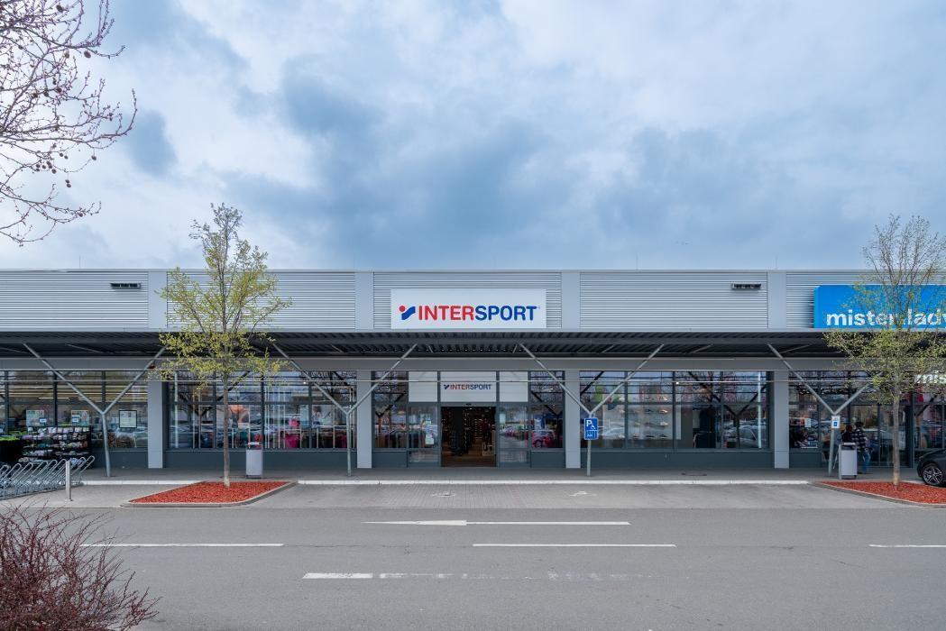 Bilder INTERSPORT Voswinkel Wormser Einkaufspark