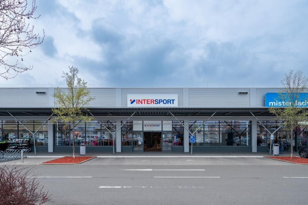 Bilder INTERSPORT Voswinkel Wormser Einkaufspark