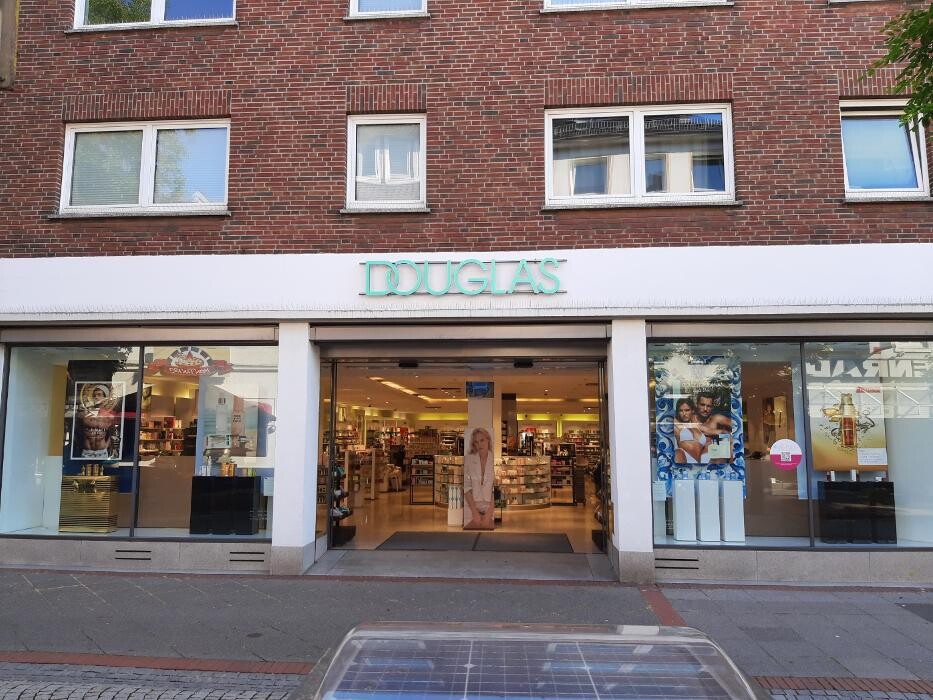 Bilder Douglas Bremen Gerhard-Rohlfs-Straße