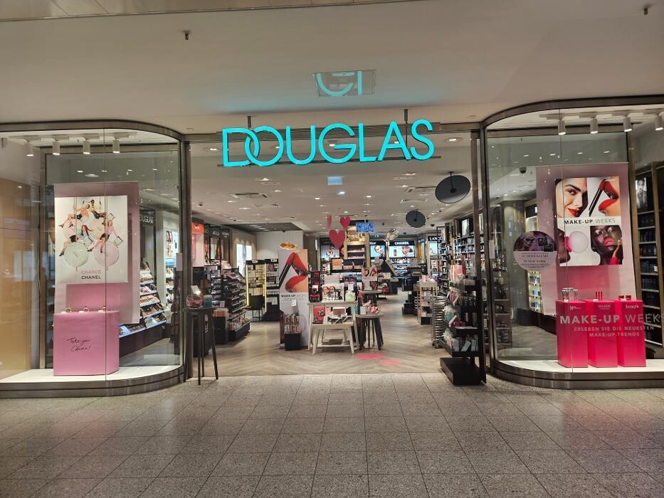 Bilder Douglas Norderstedt Herold-Center