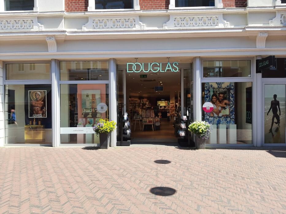 Bilder Douglas Itzehoe