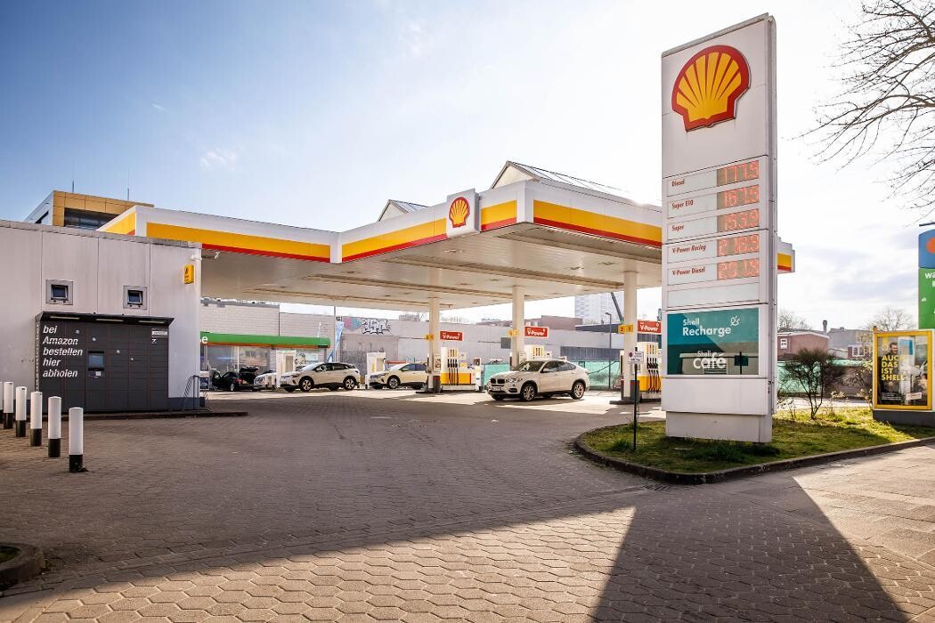 Bilder Shell Recharge Charging Station