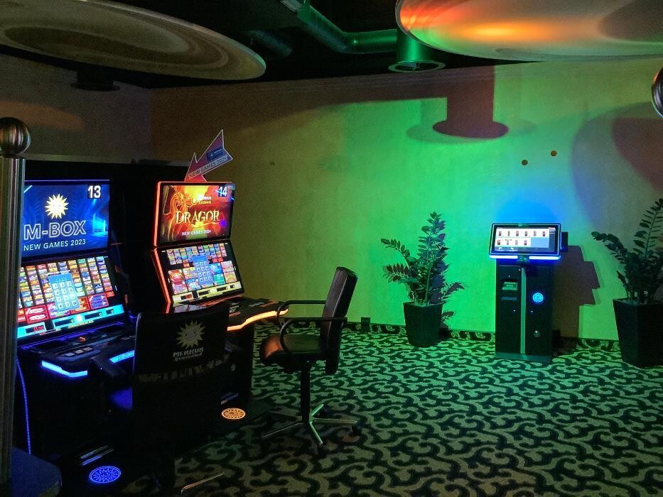 Bilder MERKUR SPIELHALLE Wolfratshausen