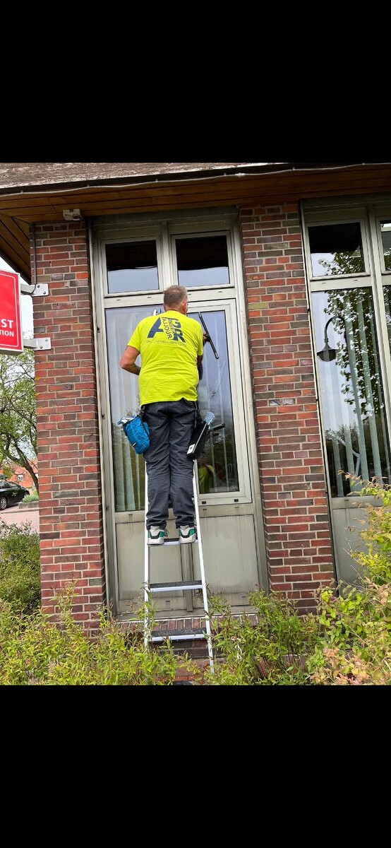 Bilder Ajjour Glas und Gebäudereinigung GmbH
