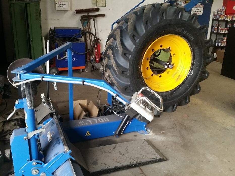 Bilder Meerpohl Maschinenhandel & Landtechnik