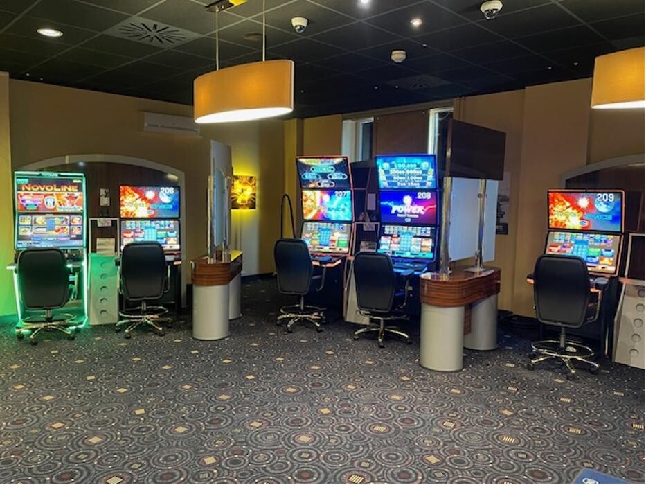 Bilder SPIEL-IN Spielhalle Naumburg