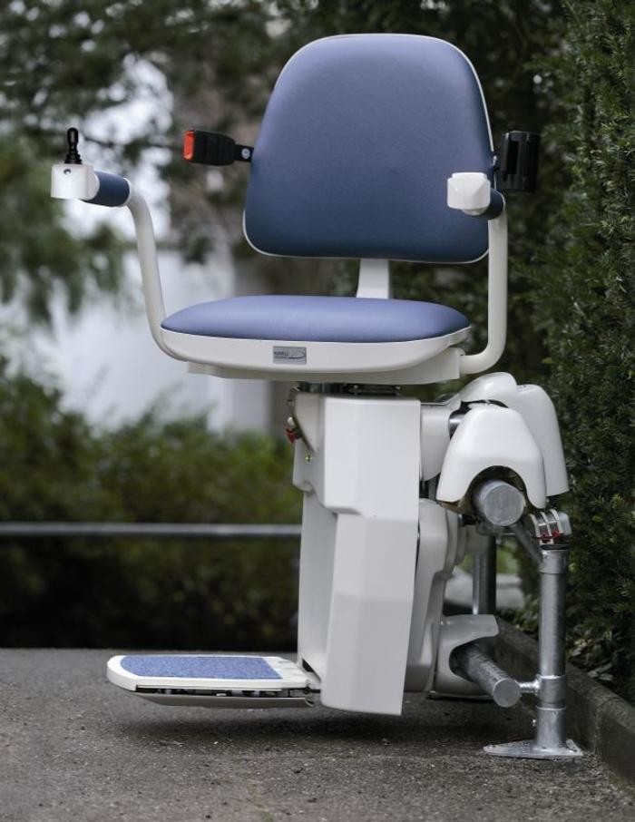 Bilder Lechlifte Sascha Schröppel Verkauf Service und Montage von Treppenliften