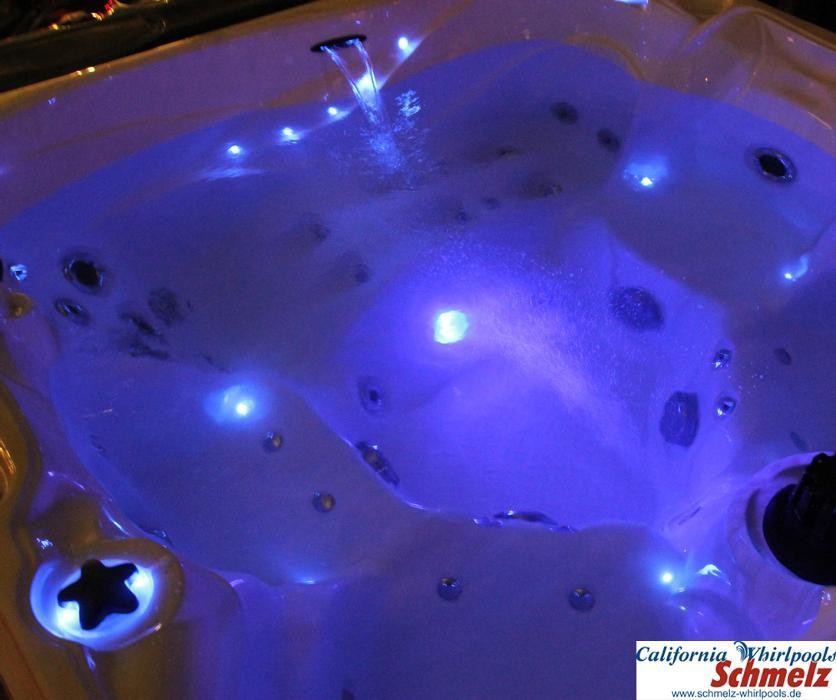 Bilder Schmelz California Whirlpools & Swim Spas