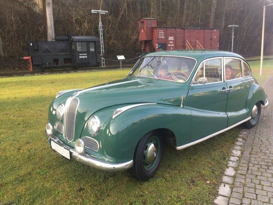 Bilder K & K Oldtimer-Vermietung