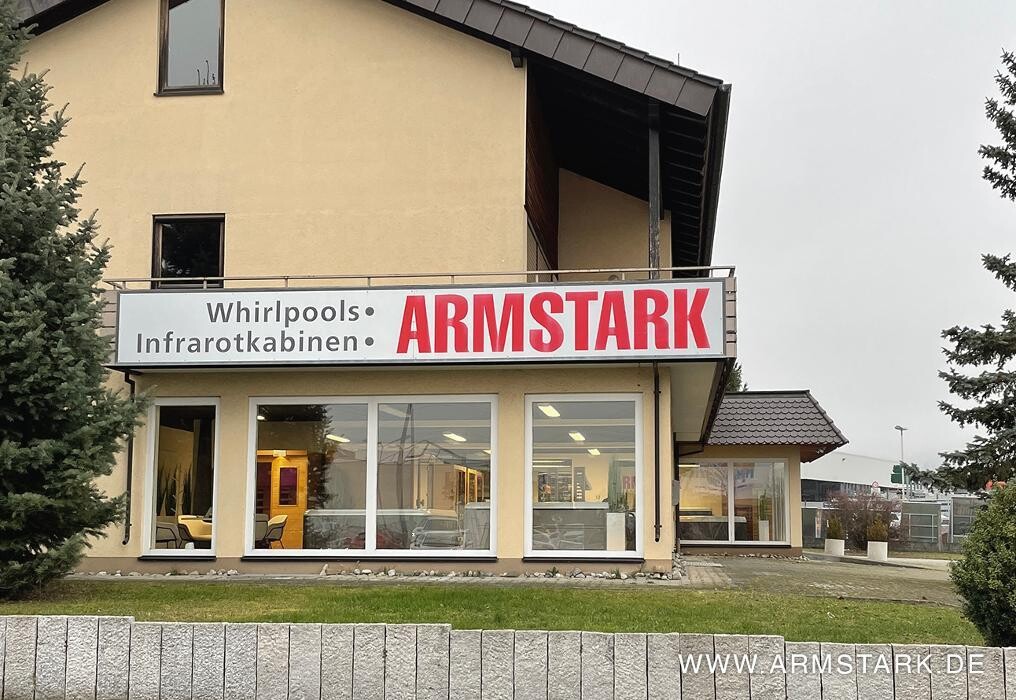 Bilder ARMSTARK Whirlpools, Swim Spas, Saunen & Infrarotkabinen