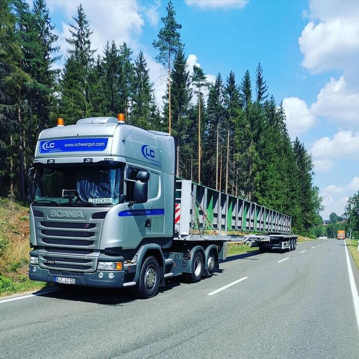 Bilder LC Schwertransport und Kontraktlogistik GmbH