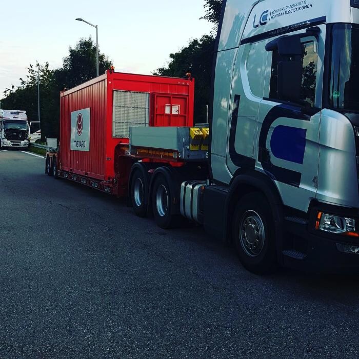 Bilder LC Schwertransport und Kontraktlogistik GmbH