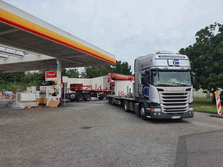 Bilder LC Schwertransport und Kontraktlogistik GmbH