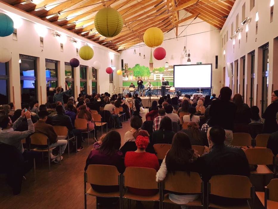 Bilder Gospel Church e.V. (freie evangelische Internationale Familiengemeinde)