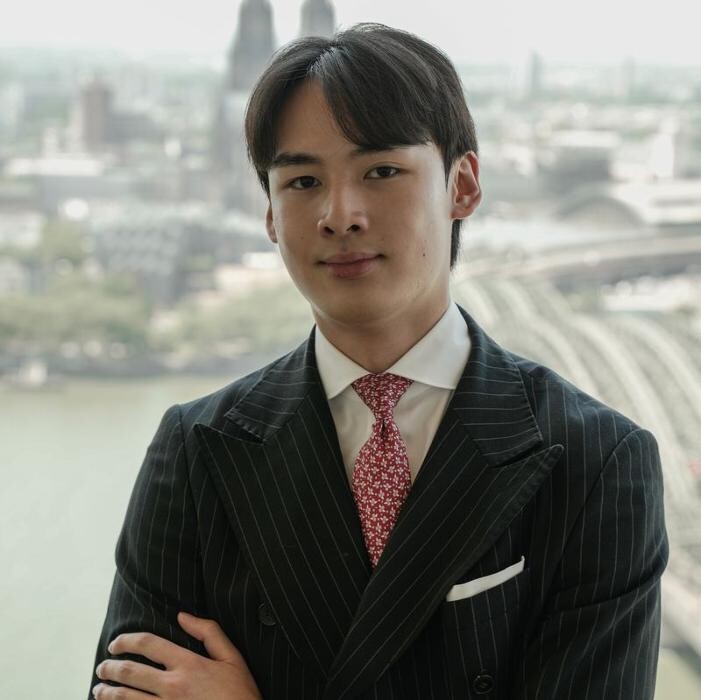 Bilder ERGO Pro Raphael Lam