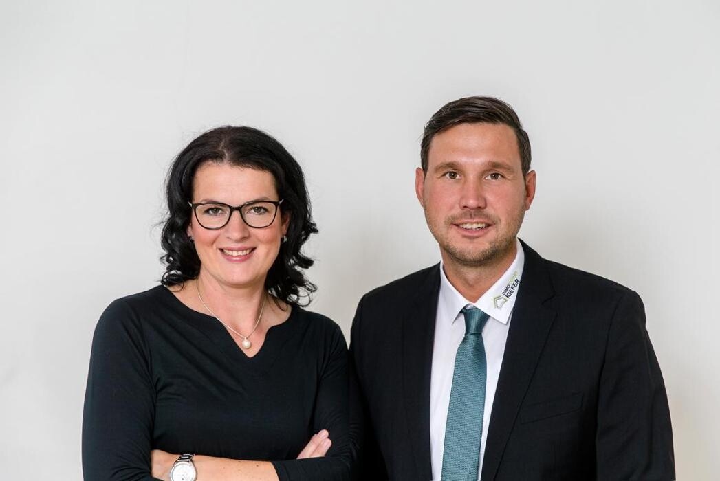 Bilder Kiefer Immobilienmakler (IHK)