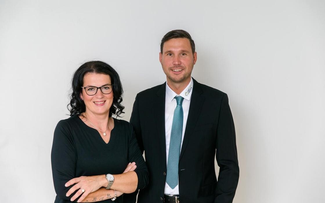 Bilder Kiefer Immobilienmakler (IHK)