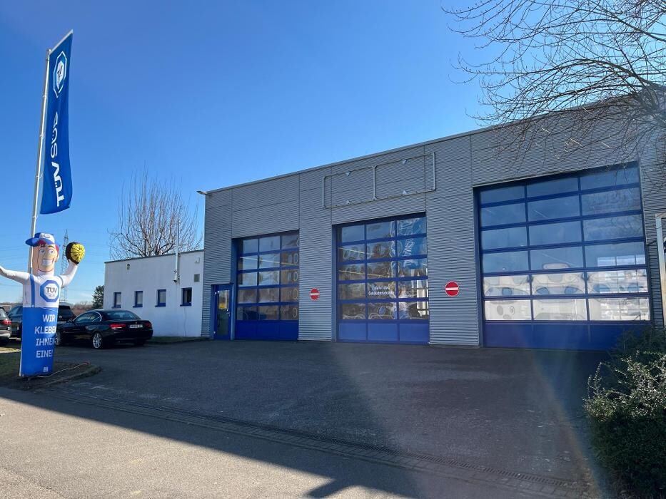 Bilder TÜV SÜD Service-Center Schorndorf