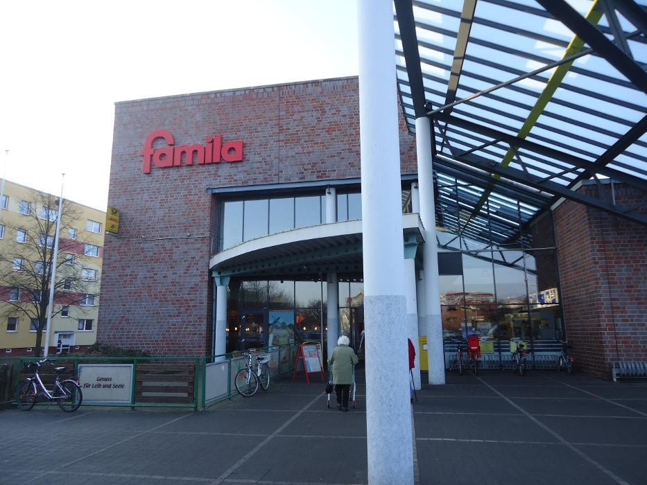 Bilder VR Bank Mecklenburg, Geldautomat Güstrow Famila-Markt