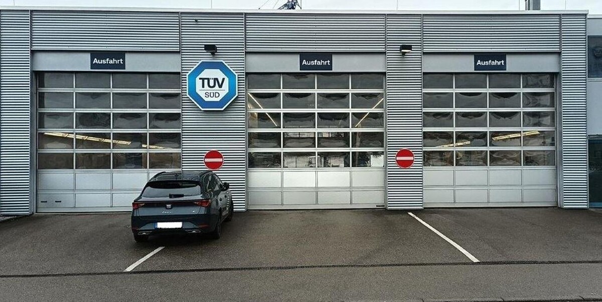 Bilder TÜV SÜD Service-Center Nürtingen
