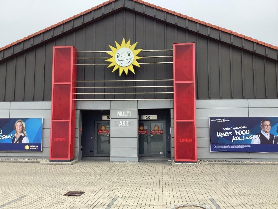 Bilder MERKUR SPIELHALLE Neutraubling