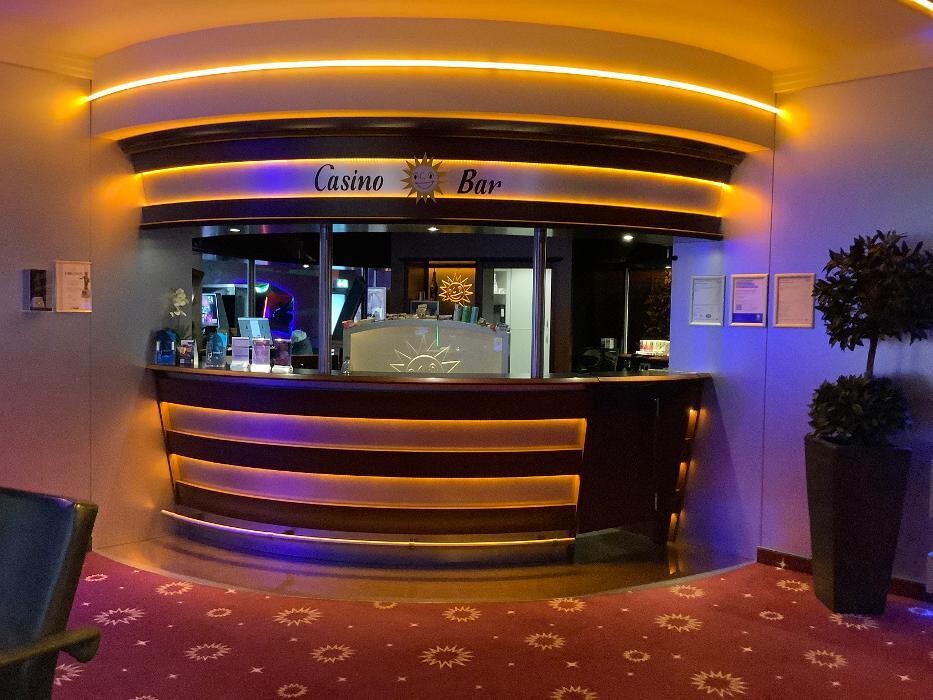Bilder MERKUR SPIELHALLE Neutraubling